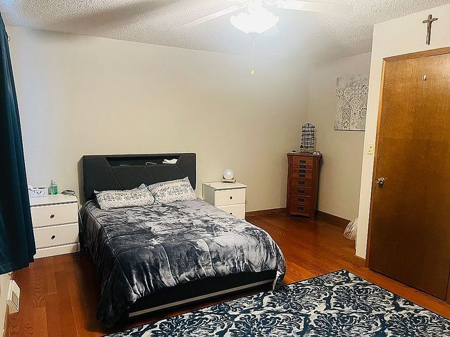 Image of 811 Lilac Ln