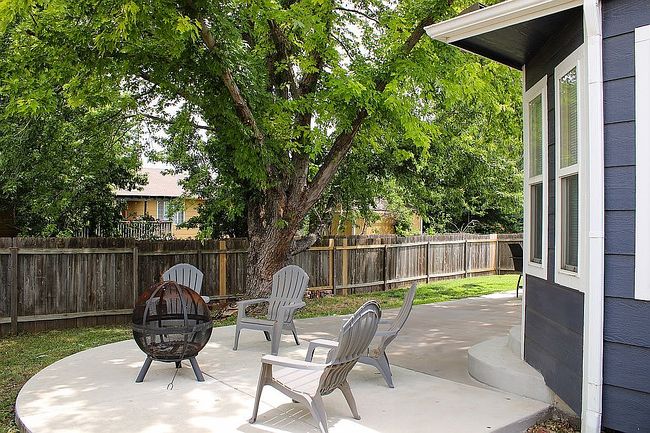 Photo of 324 Victoria Rd, Newton, KS