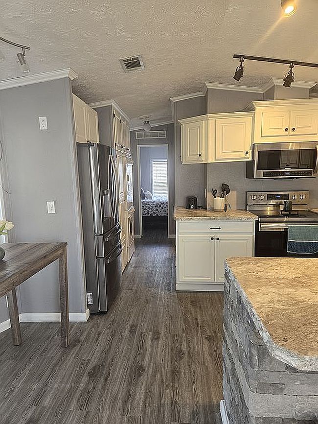Photo of 16175 John Morris Rd #96, Fort Myers, FL