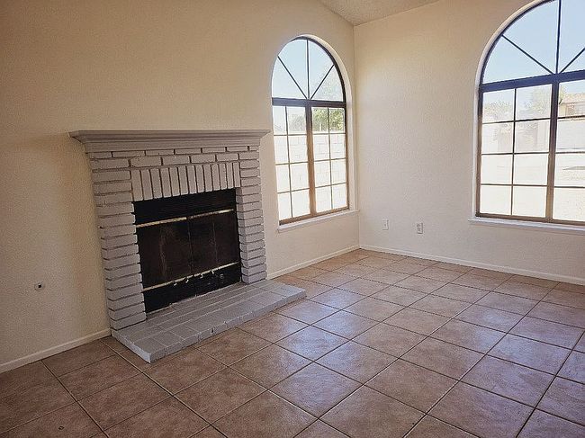 Photo of 1731 W Avenue K9, Lancaster, CA