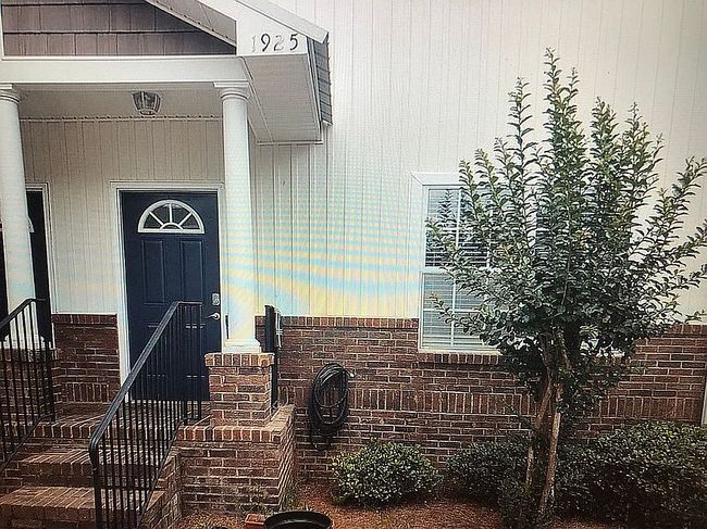 Image of 1925 Bloomington Ave #3308