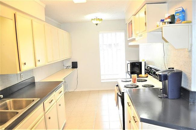 Image of 446 Havard Rd