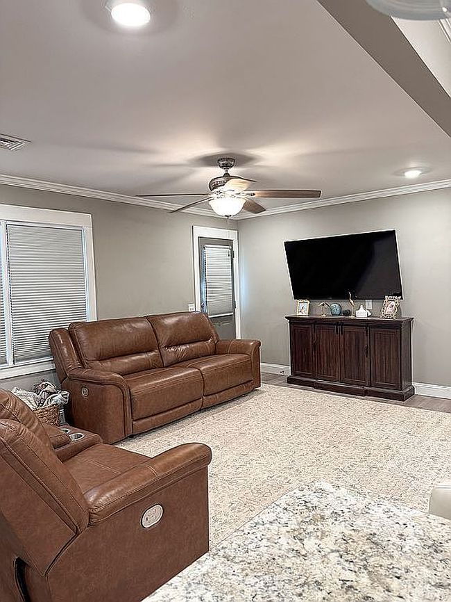 Photo of 201 Torrance Rd, Baxley, GA