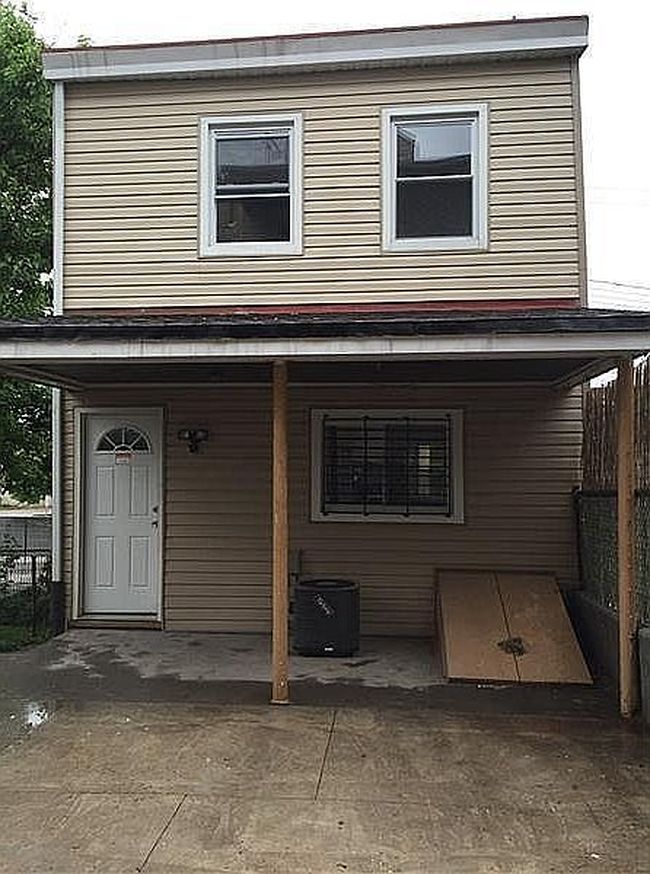 Preview of property located at 4070 Howley St Apt 2