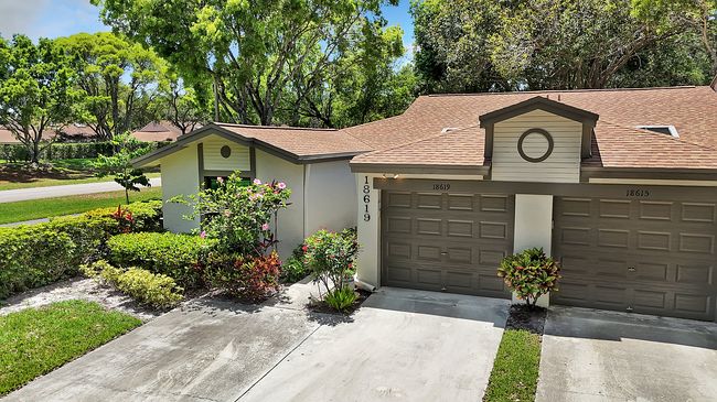Image of 18619 Breezy Palm Way