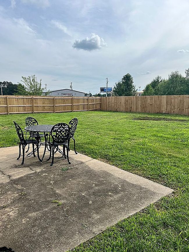 Photo of 227 N Oak St, Brookland, AR