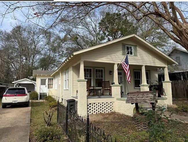 Image of 525 N Cherry St