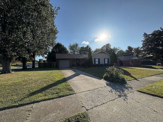 Photo of 4236 Yewells Lndg W