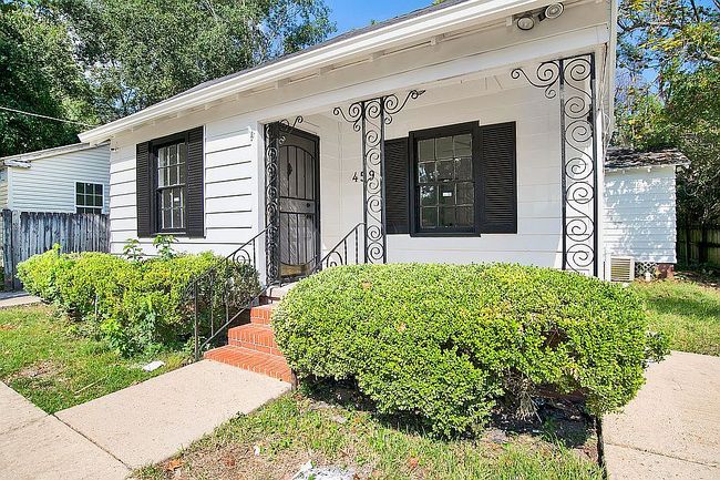 Additional photo 3 of property located at 459 Pinehill Dr