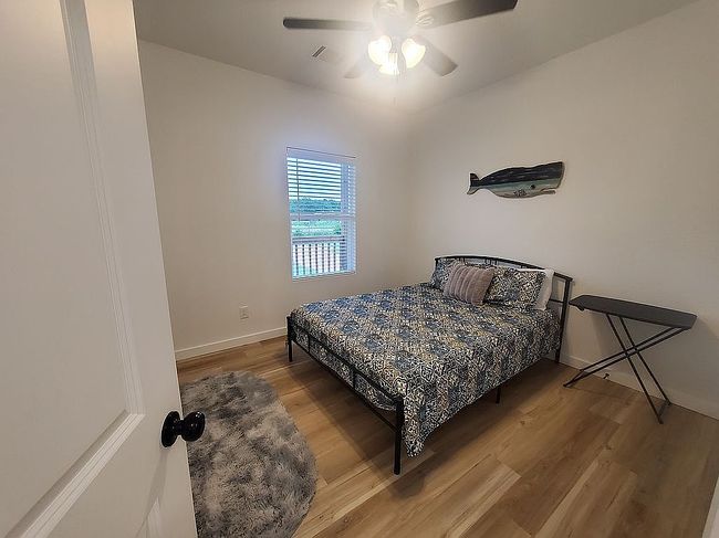 Photo of 95 Red Tip Ln, Brenham, TX