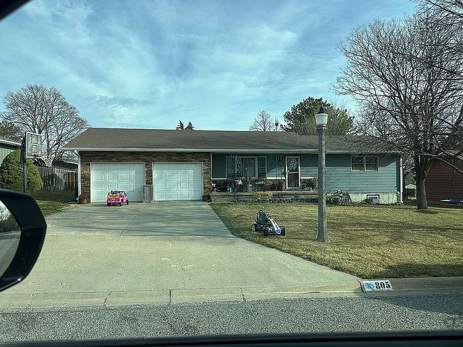 Image of 805 N 1st St
