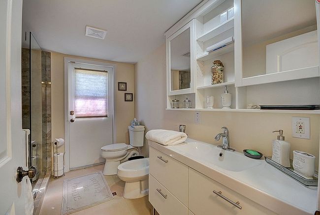 Additional photo 1 of property located at 3855 Nw 5th Ave