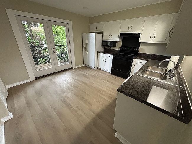 Image of 4009 Old Shell Rd Apt E20