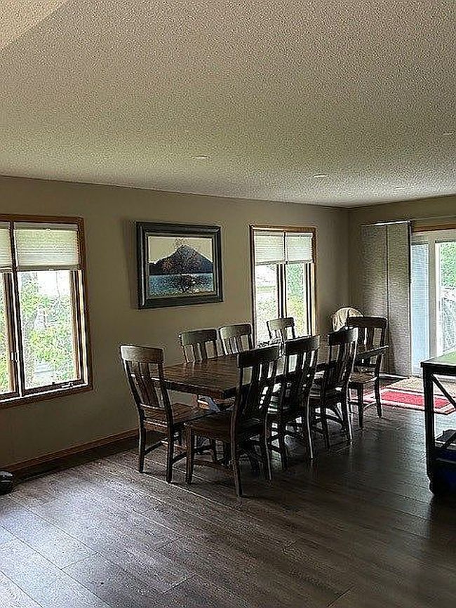 Additional photo 2 of property located at 110 Oak Dr