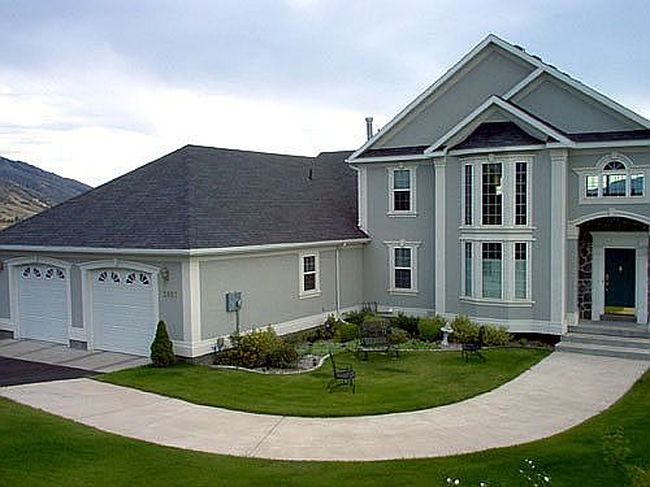 Preview of property located at 2887 Viewcrest Cir