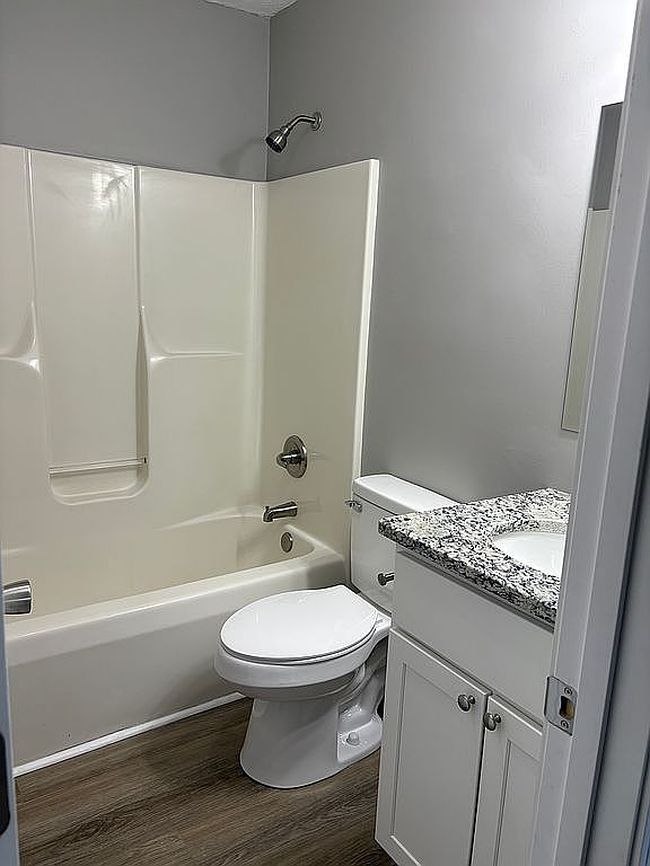 Photo of 818 Eastchester Pl, Hope Mills, NC