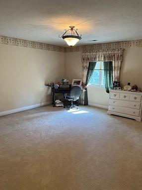 Additional photo 1 of property located at 475 S Manor Dr