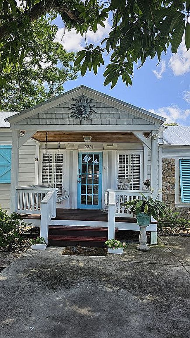 Image of 2261 17th Ave