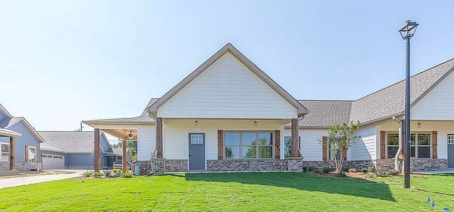 Image of 24 Maddox Ln