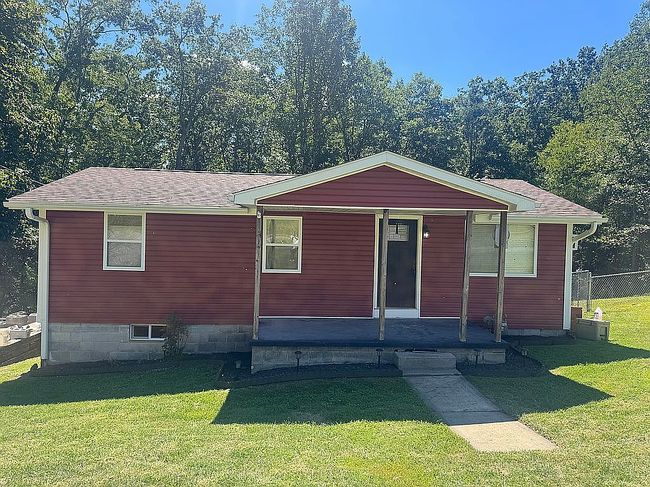 Photo of 219 Kelly Ave