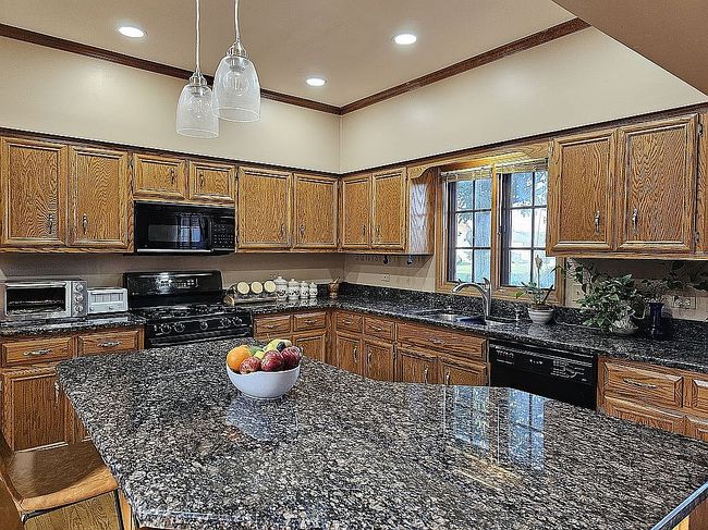 Photo of 3432 Caine Dr, Naperville, IL