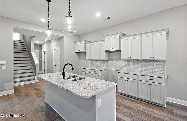 Image of 3066 Meadows Way