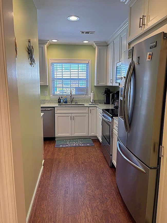 Image of 283 Salter Path Rd Unit 102