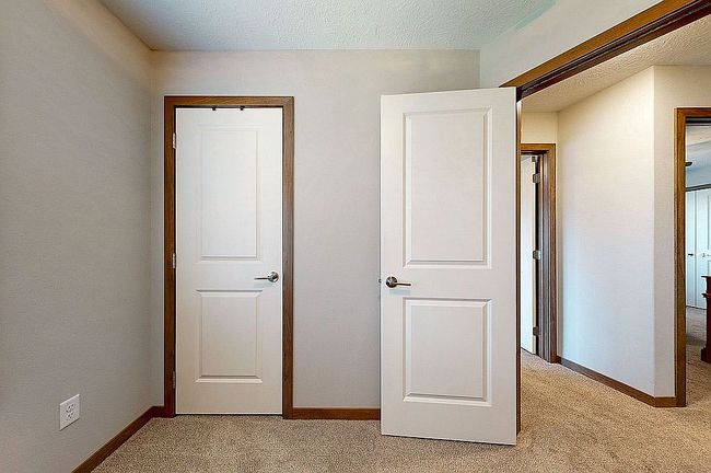 Photo of 1904 E 70th St N, Sioux Falls, SD