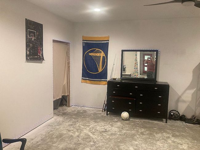 Additional photo 2 of property located at 223 E Canyon Dr