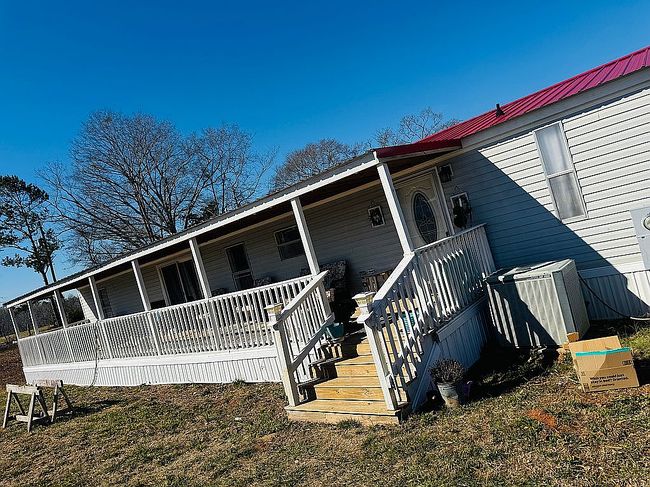 Photo of 204 Charles Burton Rd, Honea Path, SC