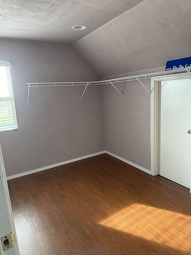 Photo of 13441 Old State Rd, Carlyle, IL