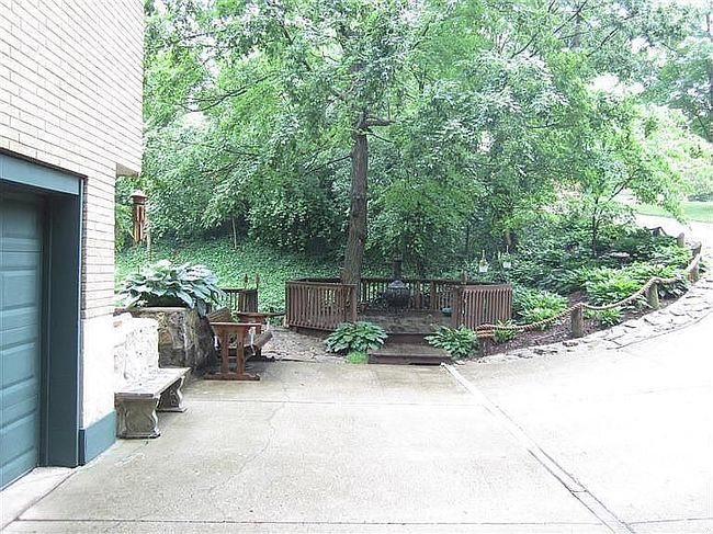 Additional photo 2 of property located at 2606 Rhapsody Dr