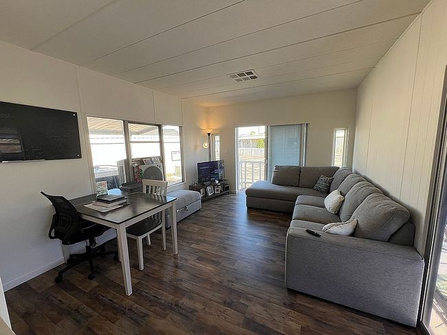 Photo of 260 N Lyon Ave Space 119, Hemet, CA