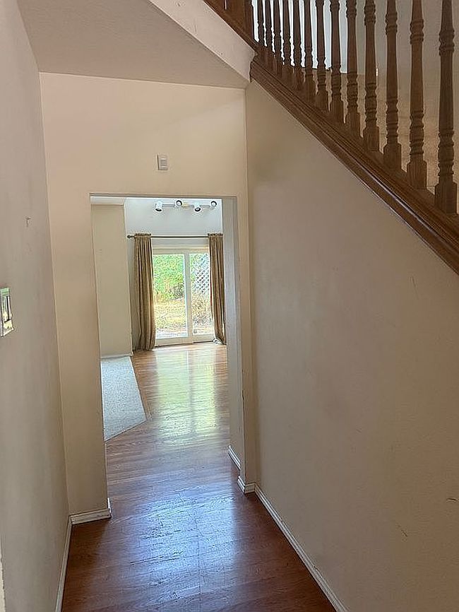 Photo of 28525 Sw Cascade Loop, Wilsonville, OR