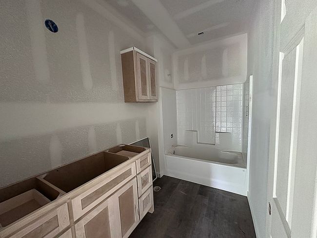 Image of 902 W Main St