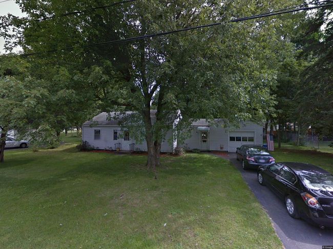 Photo of 3 Pinecrest Rd, New Hartford, NY
