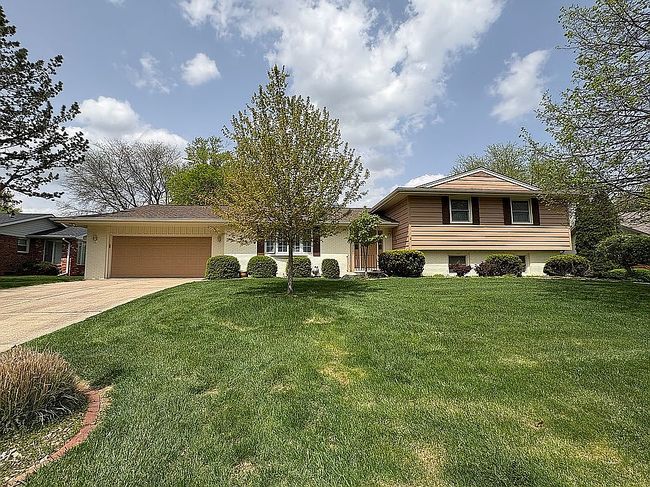 Image of 129 W Coventry Ln