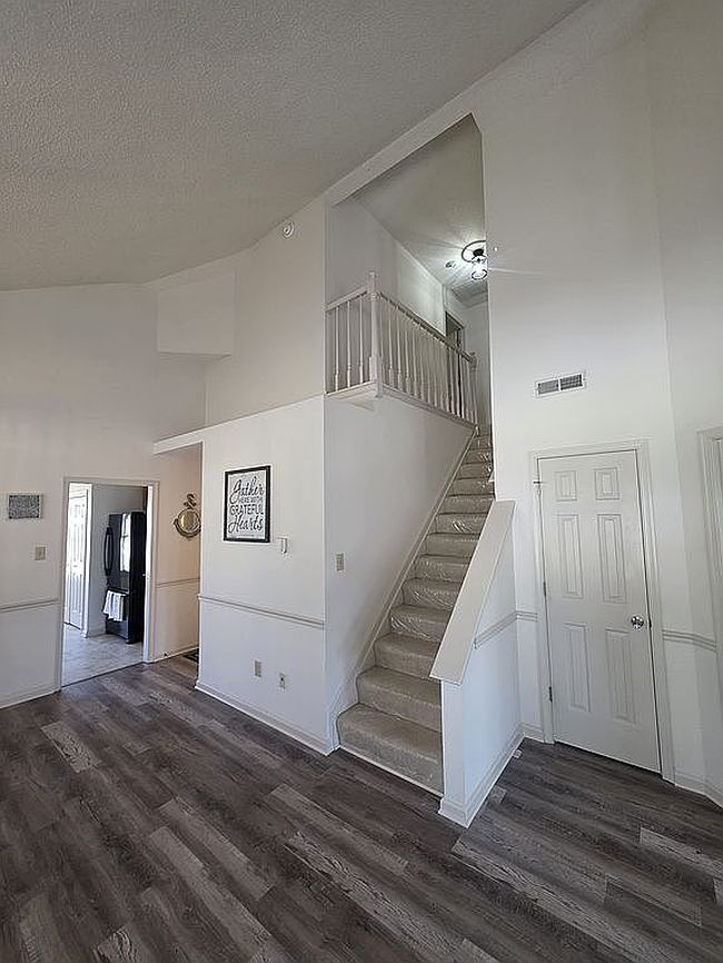 Preview of property located at 117 Stagecoach Watch