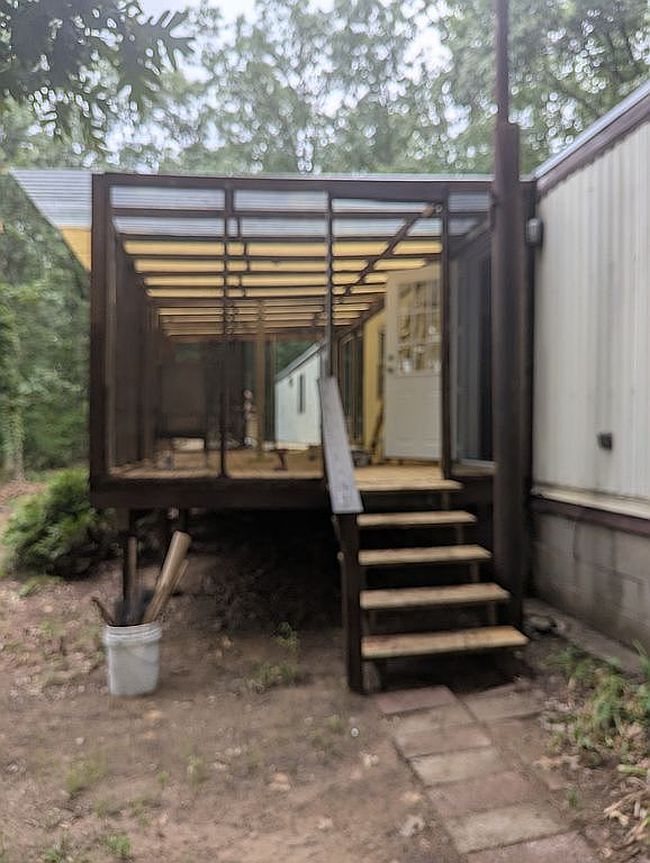 Photo of 8341 S Poplar Ave, Newaygo, MI