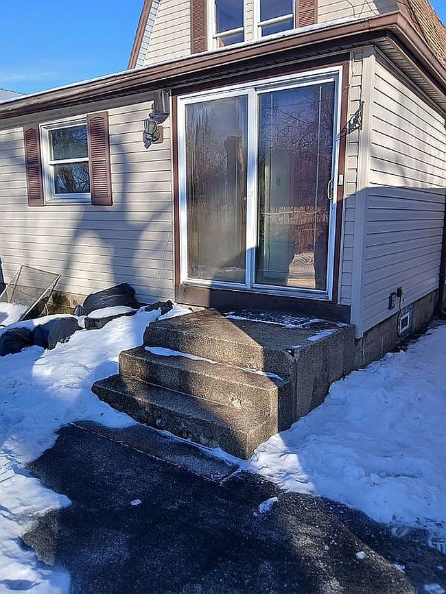 Additional photo 1 of property located at 636 72nd St