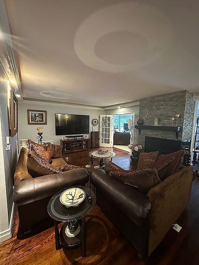 Photo of 168 1st Ave, Gloversville, NY