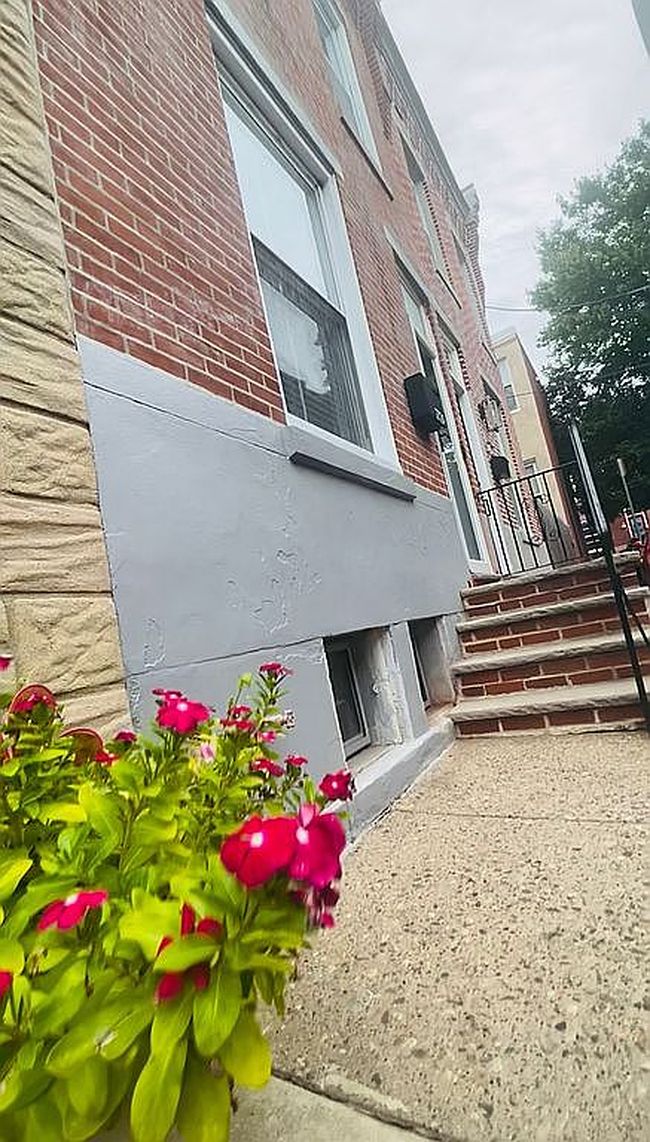 Image of 2729 Reno St