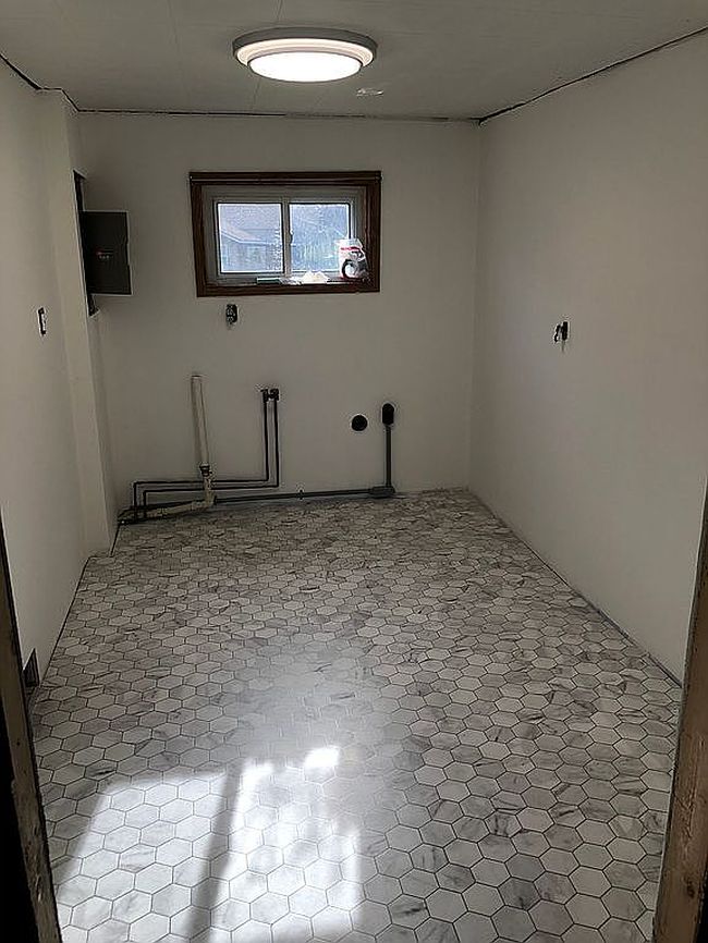 Photo of 1157 River Rd, Weedville, PA