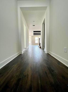 Image of 133 Oakhurst Ct