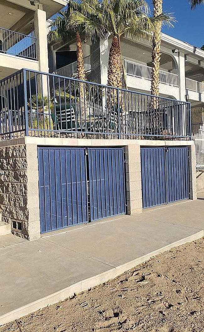 Image of 10649 S River Terrace Dr