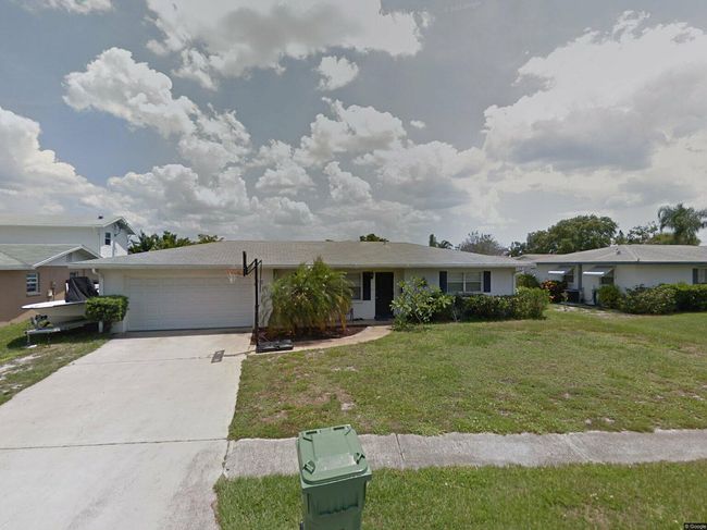 Photo of 2905 21st Ave W