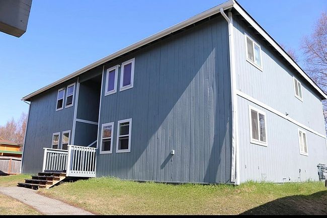 Image of 1311 Balfour Dr