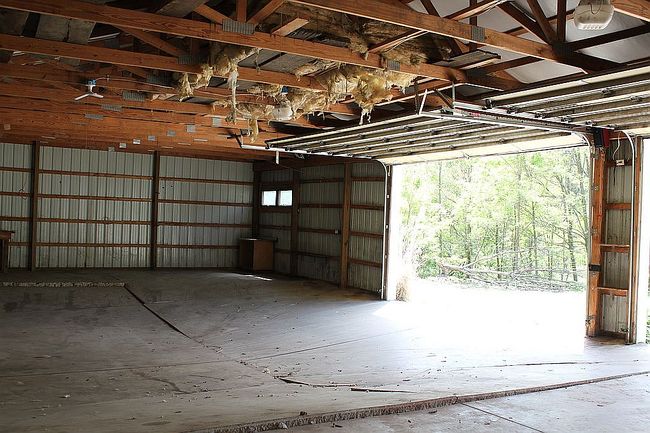 Photo of 411 Block Rd, Coldwater, MI