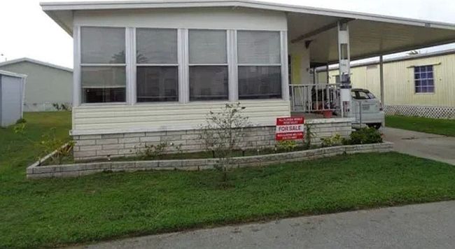 Image of 6105 Biscaya Ave