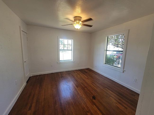 Additional photo 3 of property located at 611 S Alabama St